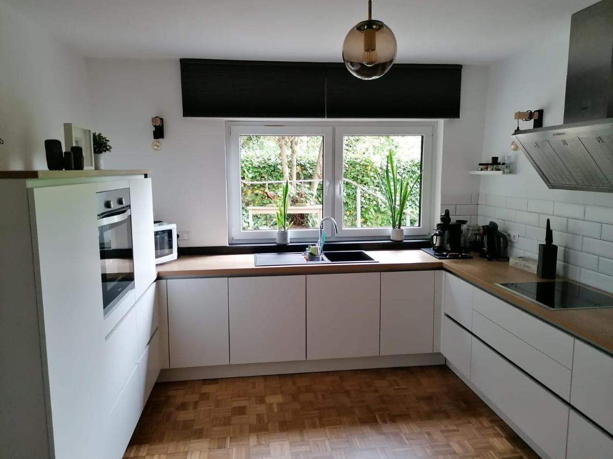 Moderne Familienfreundliche Wohnung Am Waldrand Von Pruem Mit Terrasse 외부 사진